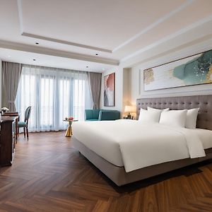 Royal Suite City View Balcony